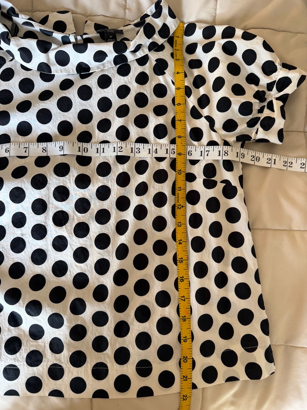 Ann Taylor Black and White Polka Dot Short Sleeve Top - Picture 7 of 8
